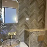 Chiesa Maison Hoteliere * لو غراو دو روا