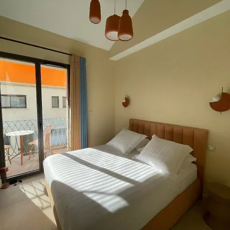 Chiesa Maison Hoteliere * لو غراو دو روا