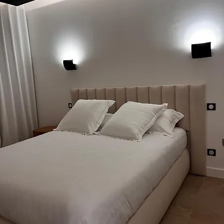 Chiesa Maison Hoteliere Hotel Le Grau-du-Roi